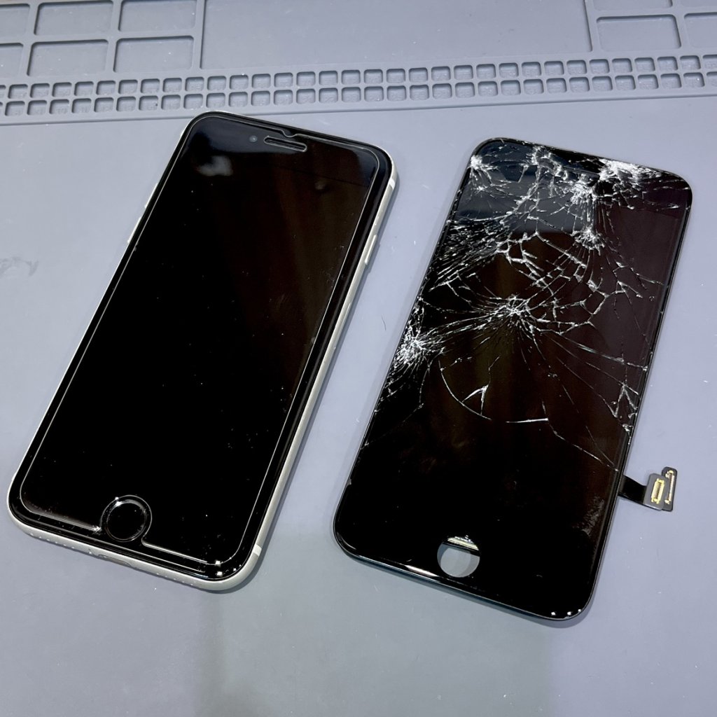 iPhoneSE2(アイフォンSE2) パネル交換
