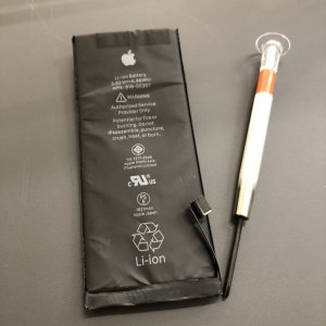 iPhone8　バッテリー交換