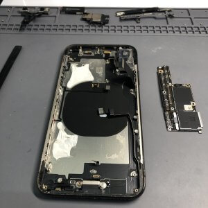 iPhone11　水没修理