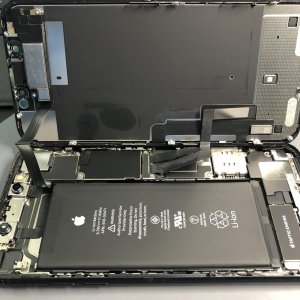 iPhoneXR　バッテリー交換