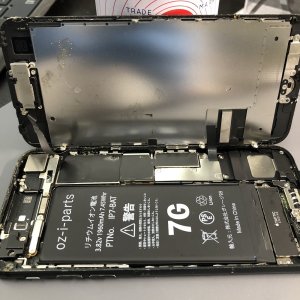 iPhone７  バッテリー交換