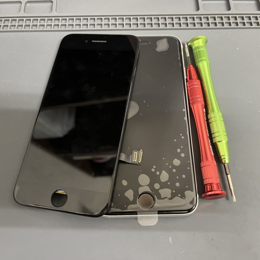 iPhoneSE2 液晶交換 即日修理
