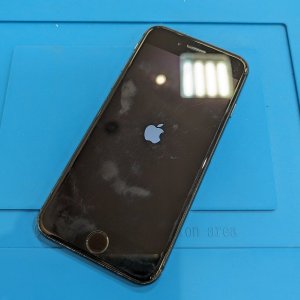 iPhone8 基盤修理