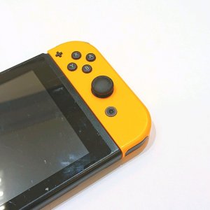 任天堂switch ジョイコン修理