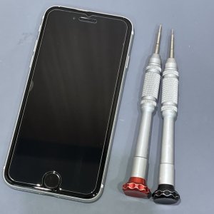 iPhoneSE2（アイフォンSE2）画面割れ修理