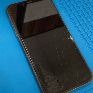 iPhone11 液晶交換