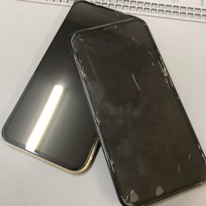 iPhone11 液晶パネル交換