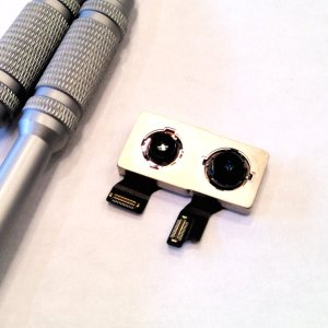 iPhoneXS アウトカメラ修理