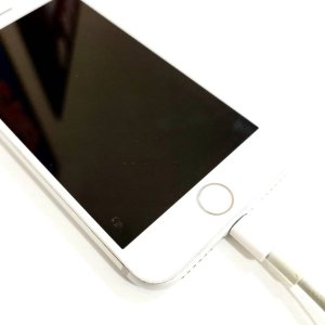iPhone7 ライトニング修理