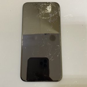 iPhoneXS　フロントパネル交換