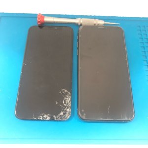 iPhoneXS 液晶交換