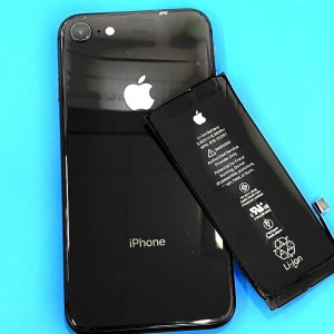 iPhone８バッテリー交換修理