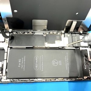 iPhone8 バッテリー交換