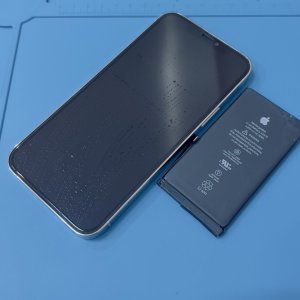 iPhone12Pro バッテリー交換