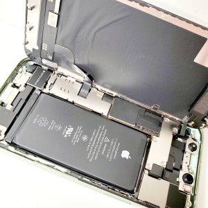 iPhone12 バッテリー交換