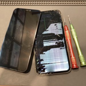 iPhone11Pro 液晶画面 交換修理 即日