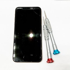 iPhone11ProMax フロントパネル交換