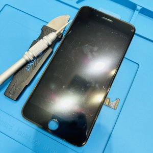 iPhone8plus 液晶交換
