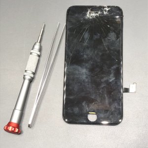 iPhoneSE2 フロントパネル交換