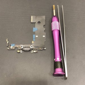 iPhone8 ライトニング交換