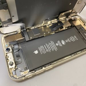 iPhone11　バッテリー交換