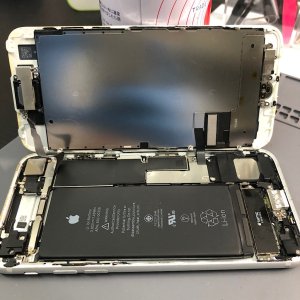 iPhone7 パネル交換