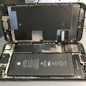 iPhone8 バッテリー交換