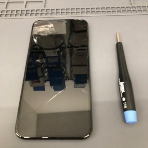 iPhone11 液晶交換