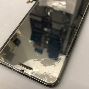 iPhone SE2 パネル交換