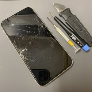 iPhone11　フロントパネル交換