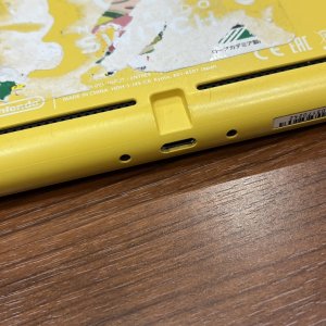 Nintendo Switch Lite ニンテンドースイッチライト ライトニング修理