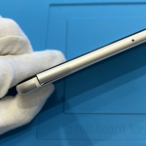 iPhone7 バックフレーム交換