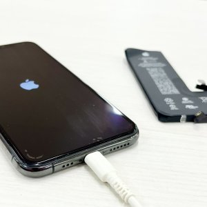 iPhone11 バッテリー交換
