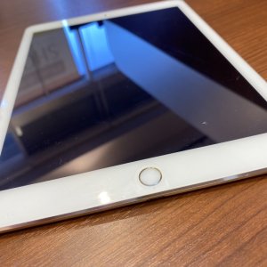 iPad Air2 ドックコネクター修理