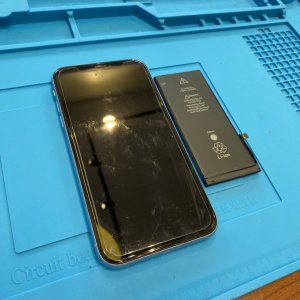 iPhoneXR バッテリー交換