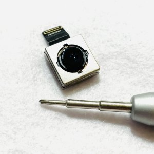 iPhoneXR アウトカメラ交換
