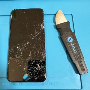 iPhoneSE3 液晶交換