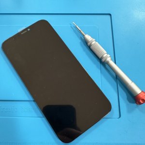 iPhone12 液晶交換