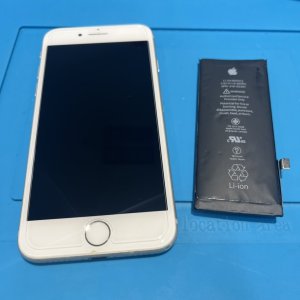 iPhone8 バッテリー交換