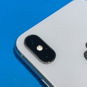 iPhoneXS アウトカメラレンズ交換