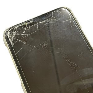 iPhone11 フロントパネル交換