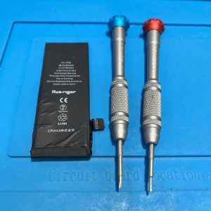 iPhoneSE バッテリー交換