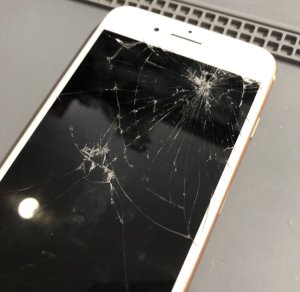 iPhone8 液晶交換