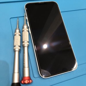 iPhone13 ライトニング交換