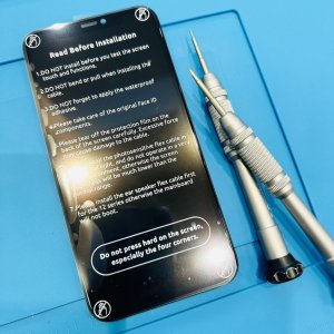 iPhone11Pro フロントパネル交換