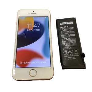 iPhone5SE バッテリー膨張、交換