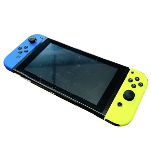 Nintendo Switch 液晶交換修理