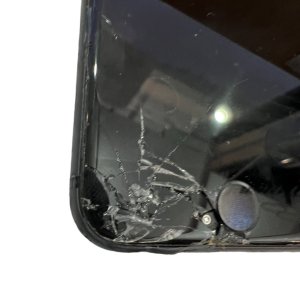 iPhoneSE2　液晶交換　ホームボタン交換