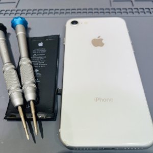iPhoneSE2バッテリー バッテリー交換