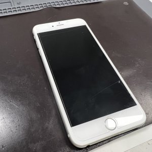 iPhone8 バッテリー交換